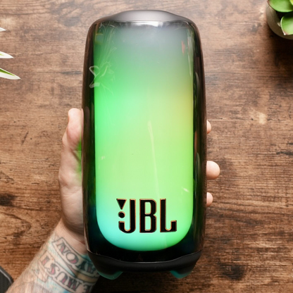JBL Pulse 5  + JBL Clip 5 Regalo  – ¡Sonido Premium y Potencia al Máximou
